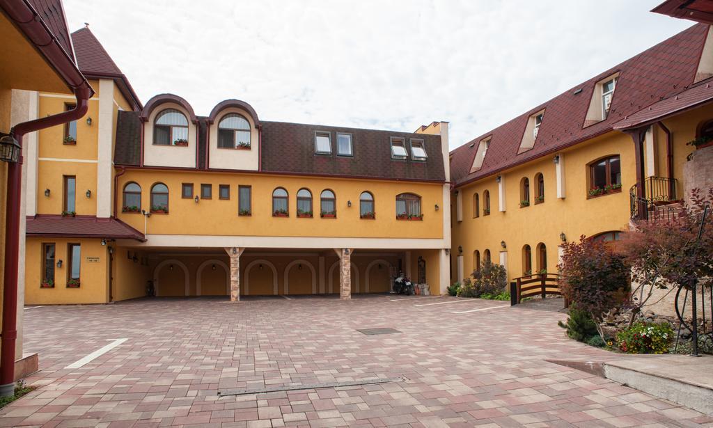 Pension La Fontana Бая-Маре Екстер'єр фото